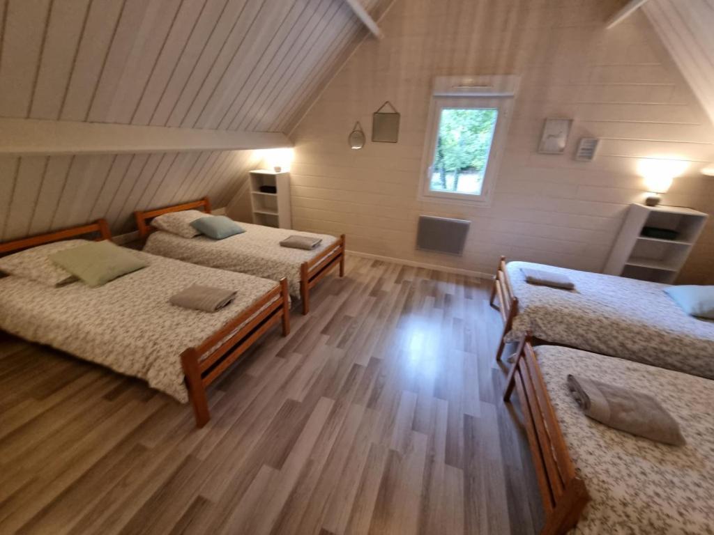 Les Chalets De Saumur, Piscine & Parc Boise, 100M Du Cadrenoir Exterior foto