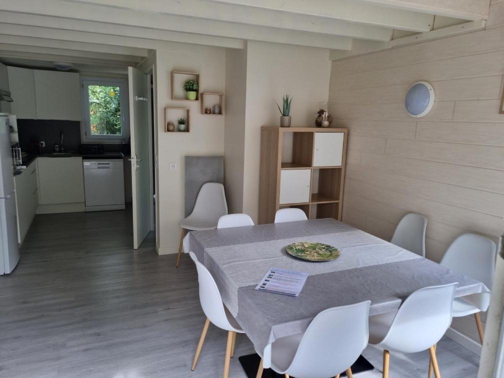 Les Chalets De Saumur, Piscine & Parc Boise, 100M Du Cadrenoir Exterior foto