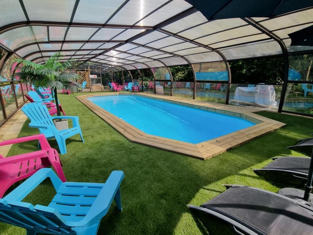 Les Chalets De Saumur, Piscine & Parc Boise, 100M Du Cadrenoir Exterior foto